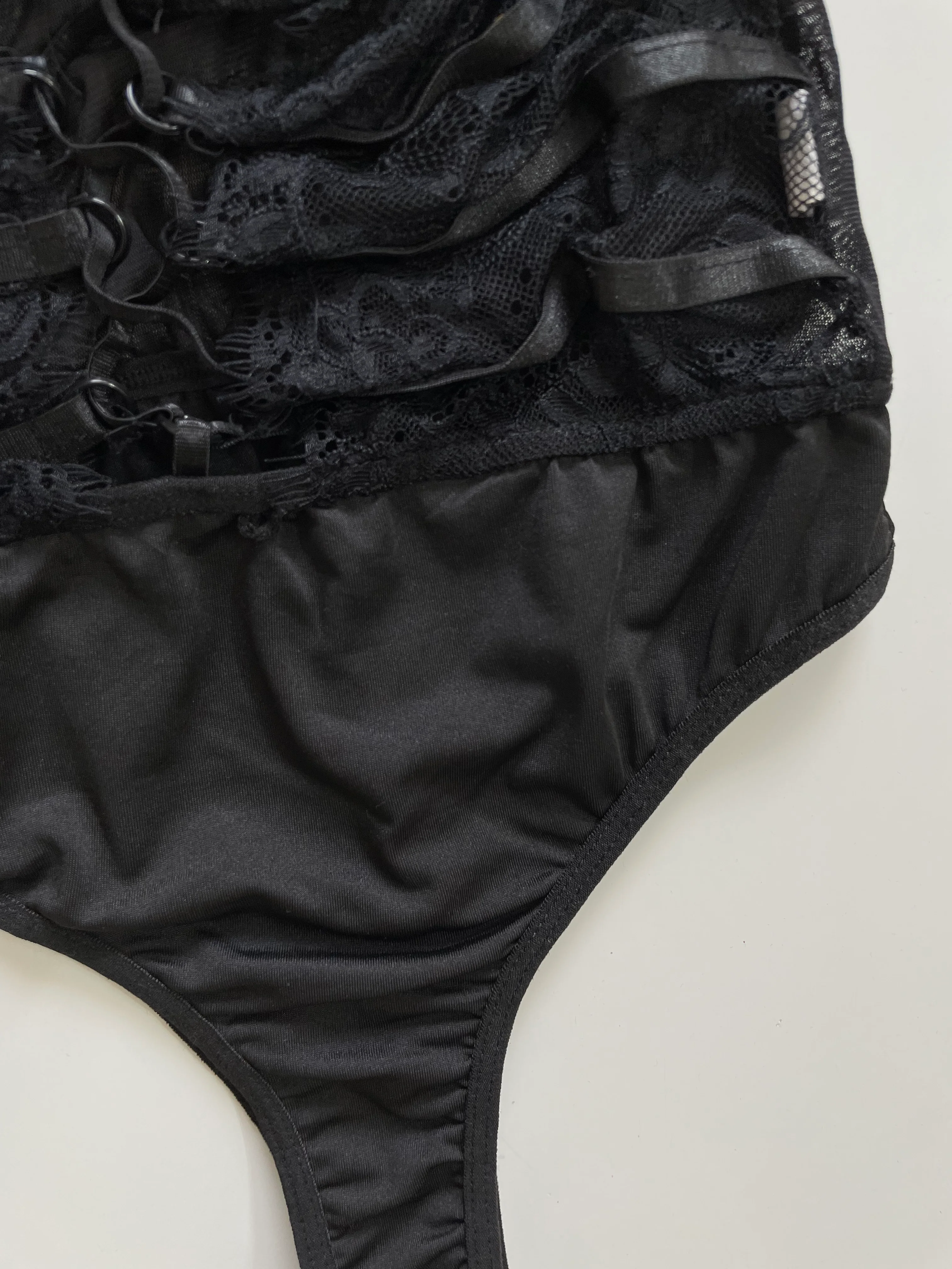 Bust 30 to 32 - Image 3