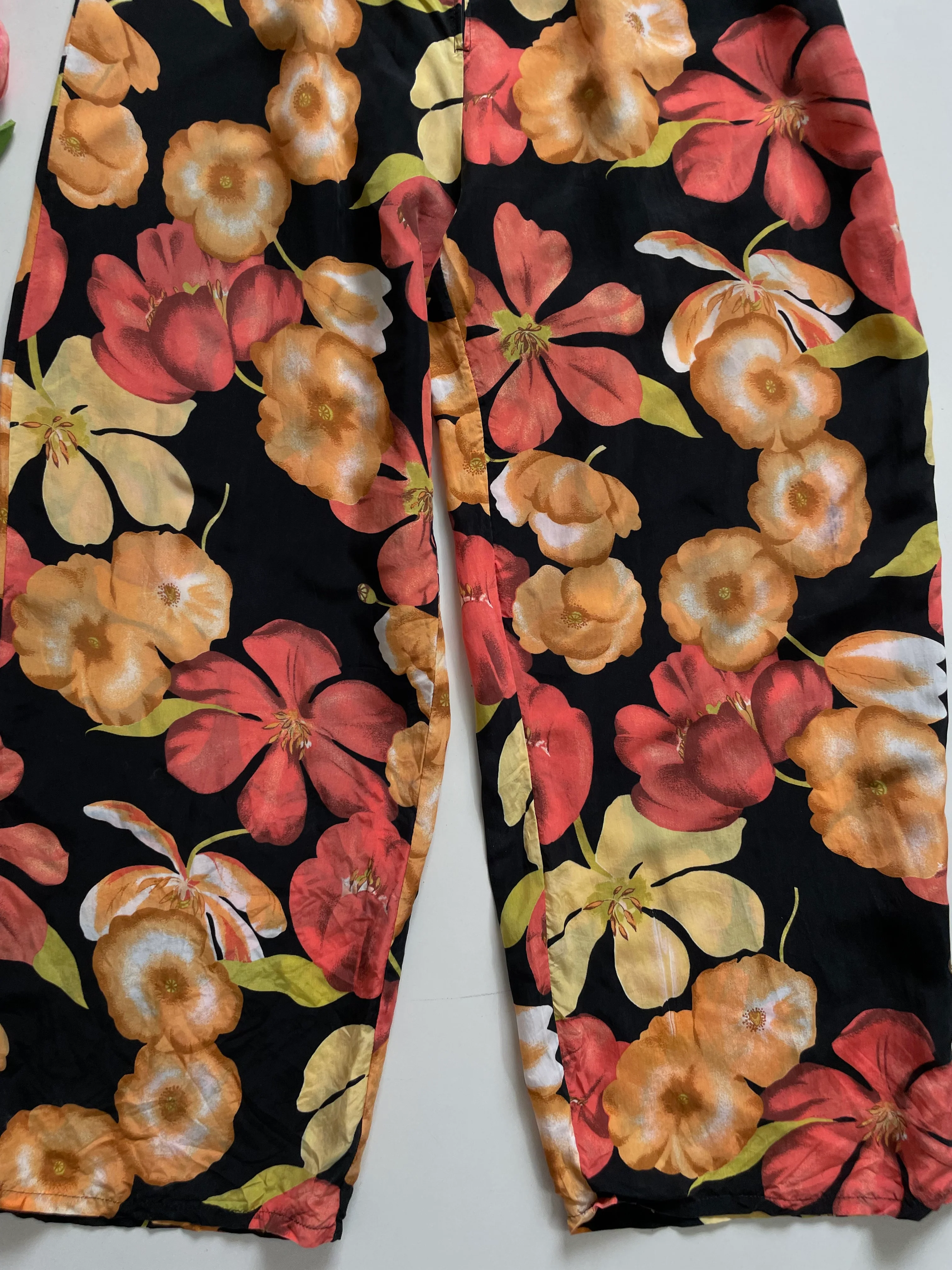 SOFT FLORAL PANTS - WAIST 28 - Image 3