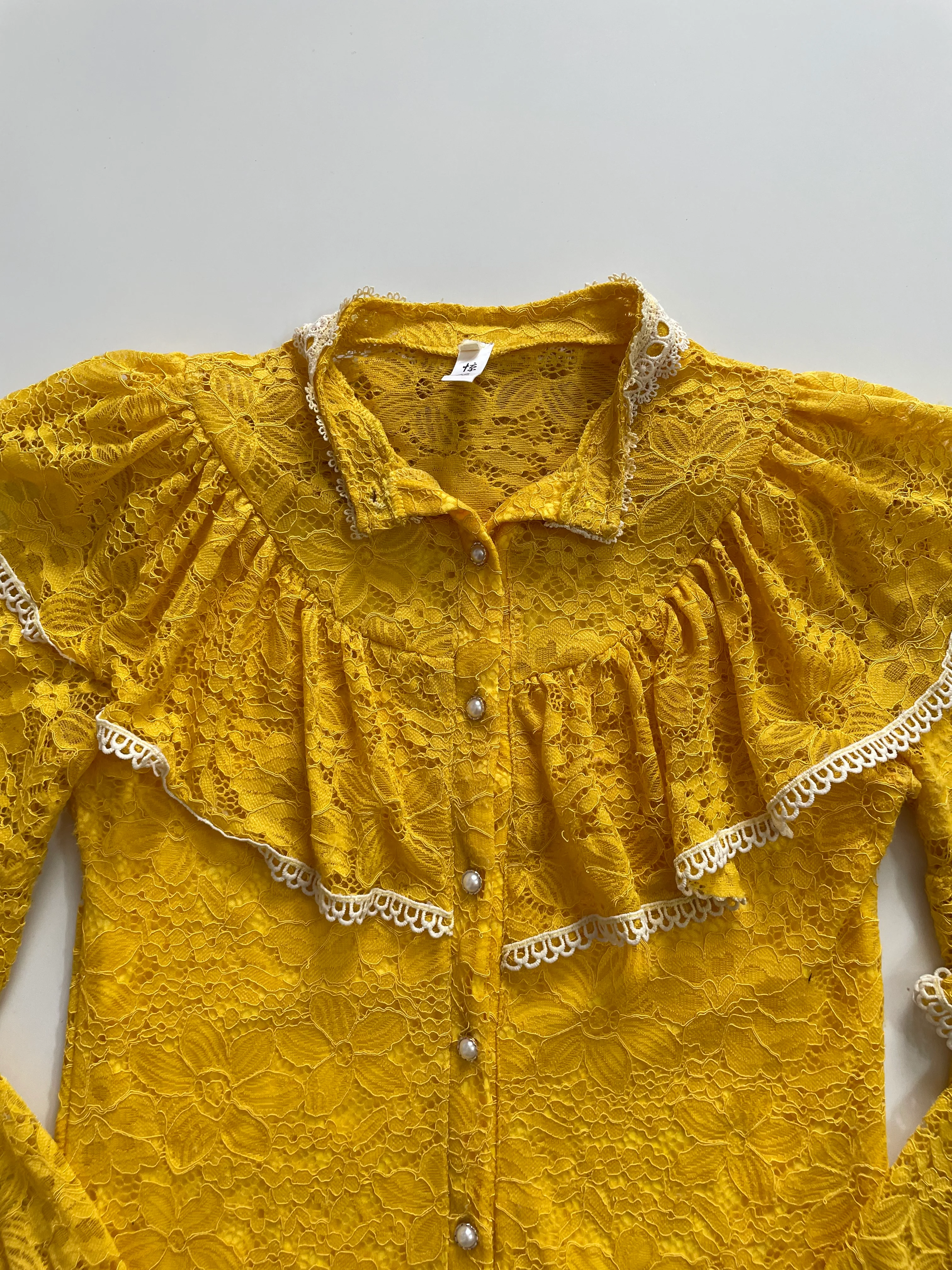 AMBER YELLOW LACE FULLY LINED TOP - BUST 32 - Image 3